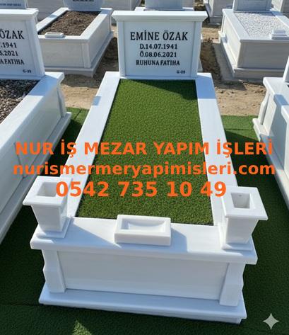 İstanbul Tek Kişilik Baştaşı Sütunlu Vazolu Süt Beyazı Mermer Mezar