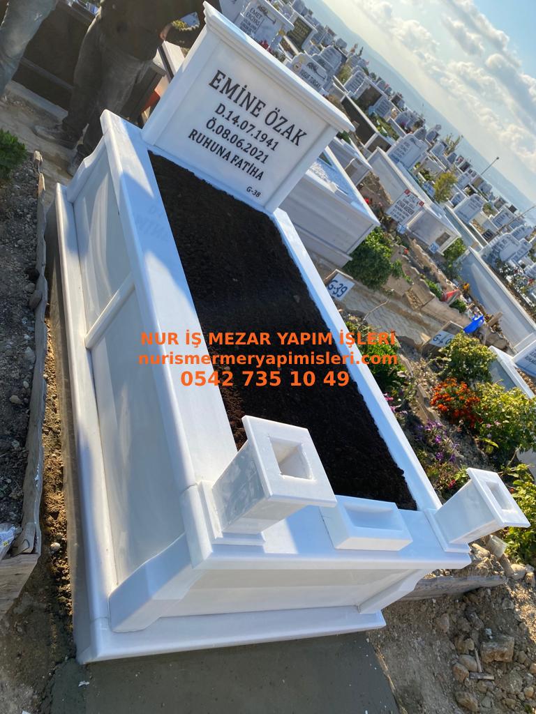 Aydın Tek Kişilik Baştaşı Sütunlu Vazolu Süt Beyazı Mermer Mezar - Görsel 3