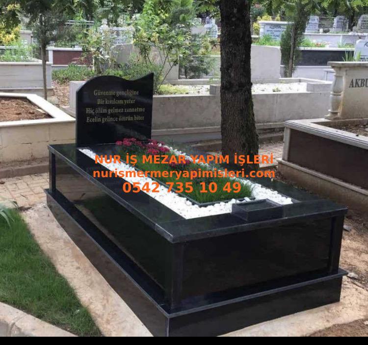 Malatya Tek Kişilik Siyah Granit Mezar Modeli
